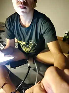 Snapshot of CloudMaker1987 chatting on 11.27.25 CloudMaker1987 online show from 11.27.25