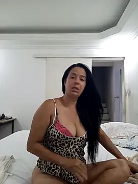 lucineia7 online show from 04.04.26