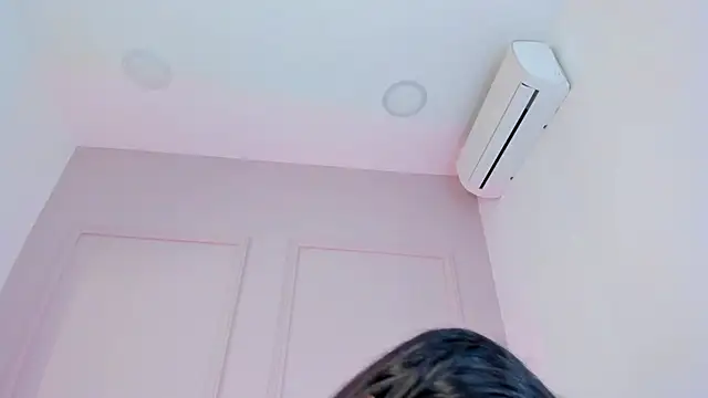 Snapshot of miia_blaze chatting on 10.24.25 miia blaze online show from 10.24.25