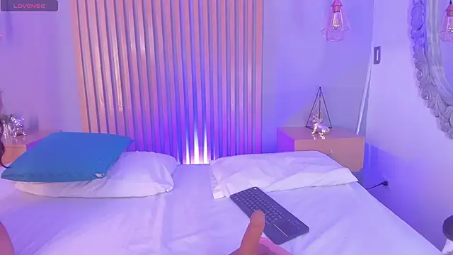 miia blaze online show from 04.01.26