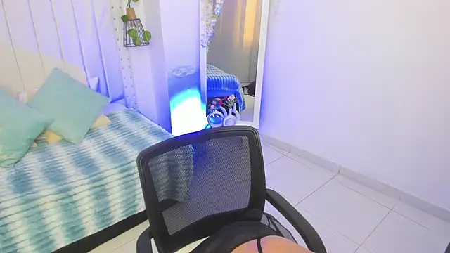 mayukim online show from 10.14.25