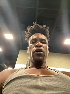 Snapshot of MrDaddyBlackNi9e chatting on 09.27.25 MrDaddyBlackNi9e online show from 09.27.25