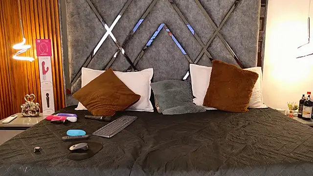 Dafne  Ruiz online show from 11.22.25