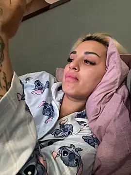 Giullyaxx online show from 09.30.25