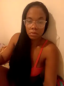 PrettahSantos online show from 11.12.25