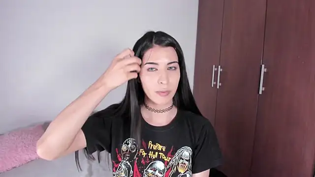 Snapshot of ScarlettRosetti chatting on 09.28.25 ScarlettRosetti online show from 09.28.25