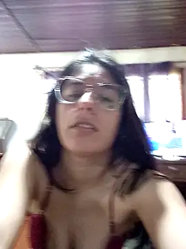 Snapshot of lucixxx14 chatting on 10.08.25 lucixxx14 online show from 10.08.25