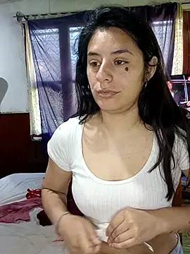 Snapshot of lucixxx14 chatting on 10.13.25 lucixxx14 online show from 10.13.25