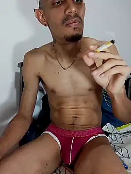 LATINO27CM online show from 10.03.25