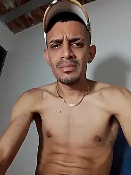 LATINO27CM online show from 10.26.25