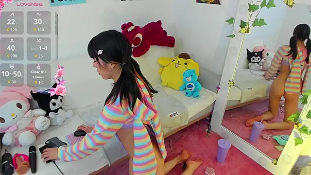 Snapshot of Dopamineshots chatting on 11.06.25 Dopamineshots online show from 11.06.25