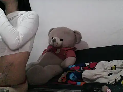 SweettPoison  online show from 10.12.25
