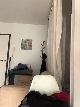 Snapshot of alessiobaz chatting on 02.28.26 alessiobaz online show from 02.28.26