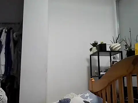 Snapshot of HotLenaX chatting on 11.05.25 HotLenaX online show from 11.05.25