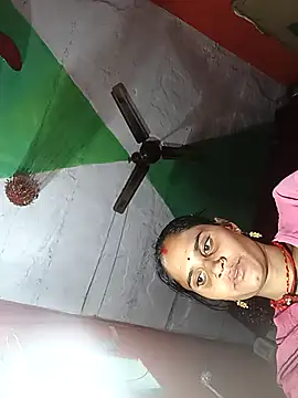 Snapshot of Cuty_sunena chatting on 10.29.25 Cuty sunena online show from 10.29.25