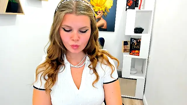 WildeDesiree online show from 10.08.25