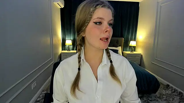 WildeDesiree online show from 10.09.25