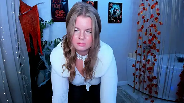 WildeDesiree online show from 10.18.25