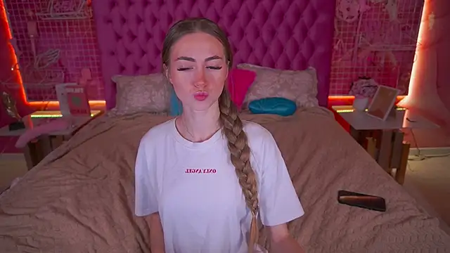 GoGoDream online show from 11.29.25