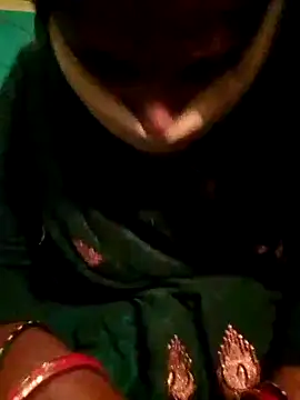 Snapshot of Divya_singh_ chatting on 10.15.25 Divya singh online show from 10.15.25