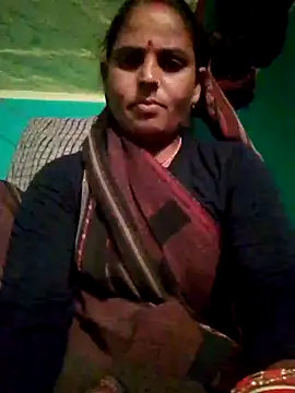 Snapshot of Divya_singh_ chatting on 10.16.25 Divya singh online show from 10.16.25