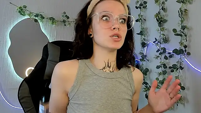 Elastikisss online show from 04.22.26