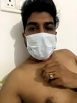 Snapshot of luckyboyhot4444 chatting on 09.21.25 luckyboyhot4444 online show from 09.21.25