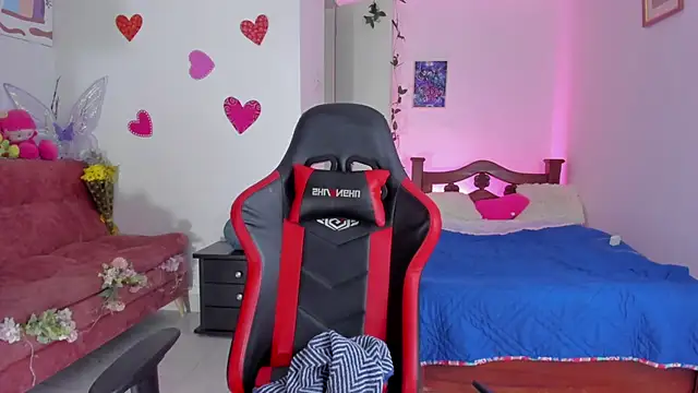 SophieLAmour online show from 09.22.25