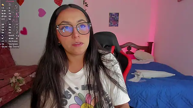 SophieLAmour online show from 10.04.25