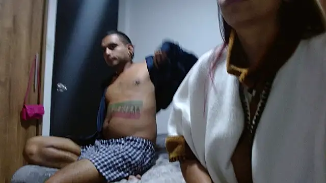 Snapshot of Carlandelli1 chatting on 10.23.25 Carlandelli1 online show from 10.23.25