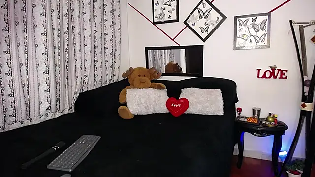 Violetta afrodit online show from 10.21.25