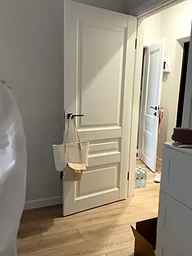 Snapshot of LinaViam chatting on 10.02.25 LinaViam online show from 10.02.25