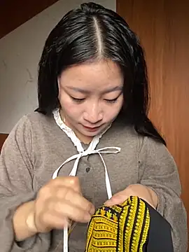 violet-00 online show from 11.01.25