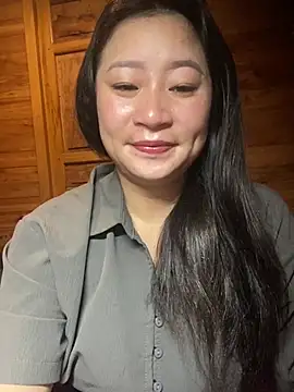 Snapshot of violet-00 chatting on 03.14.26 violet-00 online show from 03.14.26