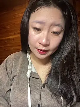 Snapshot of violet-00 chatting on 03.16.26 violet-00 online show from 03.16.26