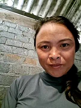 xuxulovezz online show from 09.28.25