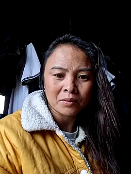 xuxulovezz online show from 11.03.25