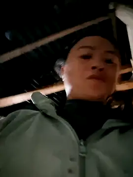 xuxulovezz online show from 11.14.25