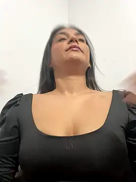 Snapshot of Selene_Wings22 chatting on 10.01.25 Selene Wings22 online show from 10.01.25