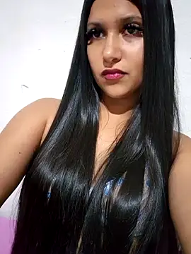 Snapshot of graziele00 chatting on 11.05.25 graziele00 online show from 11.05.25