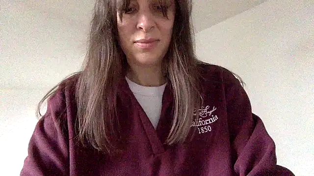 Snapshot of Myronell chatting on 10.24.25 Myronell online show from 10.24.25