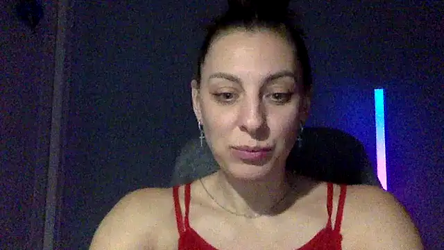 Snapshot of Myronell chatting on 11.17.25 Myronell online show from 11.17.25