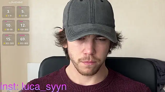 Snapshot of luca_syn chatting on 10.19.25 luca syn online show from 10.19.25