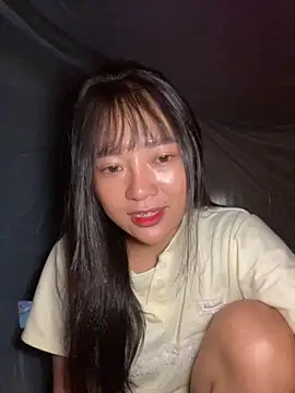 Snapshot of Be_xinh chatting on 09.24.25 Be xinh online show from 09.24.25