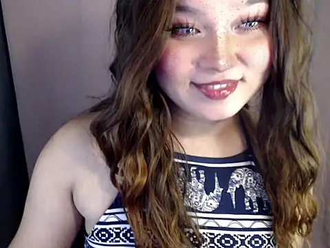 Eyes-on-me online show from 11.26.25