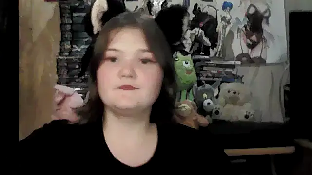 Noir Shiro online show from 10.29.25