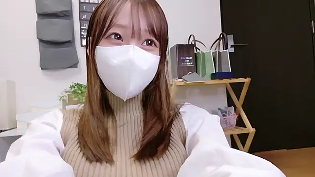 Snapshot of saku_sakura_ chatting on 11.16.25 saku sakura online show from 11.16.25