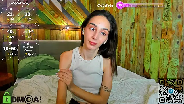 Snapshot of Elliizabeth chatting on 09.27.25 Elliizabeth online show from 09.27.25