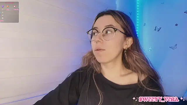 Snapshot of sweettvera chatting on 10.20.25 sweettvera online show from 10.20.25