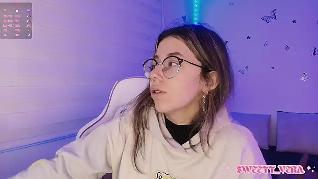 Snapshot of sweettvera chatting on 11.04.25 sweettvera online show from 11.04.25